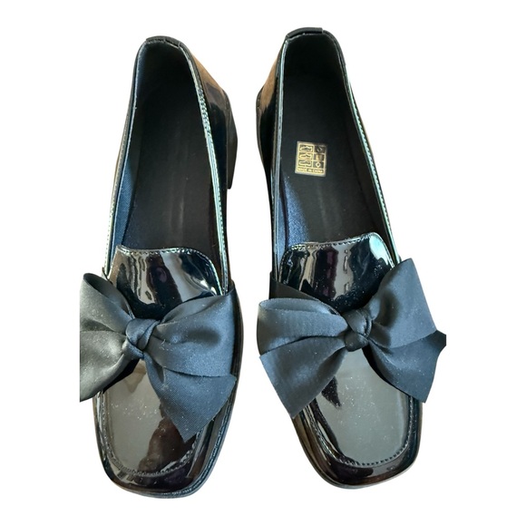 Black patent loafers with bow size 8 NEW - Picture 9 of 10